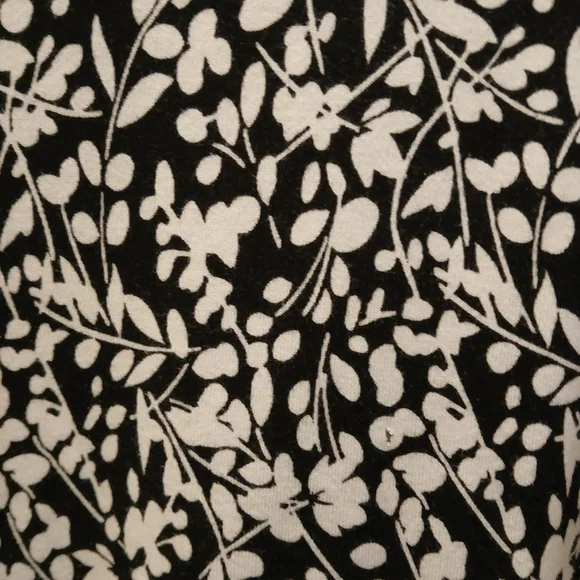 Karen Scott Top - Picture 7 of 10